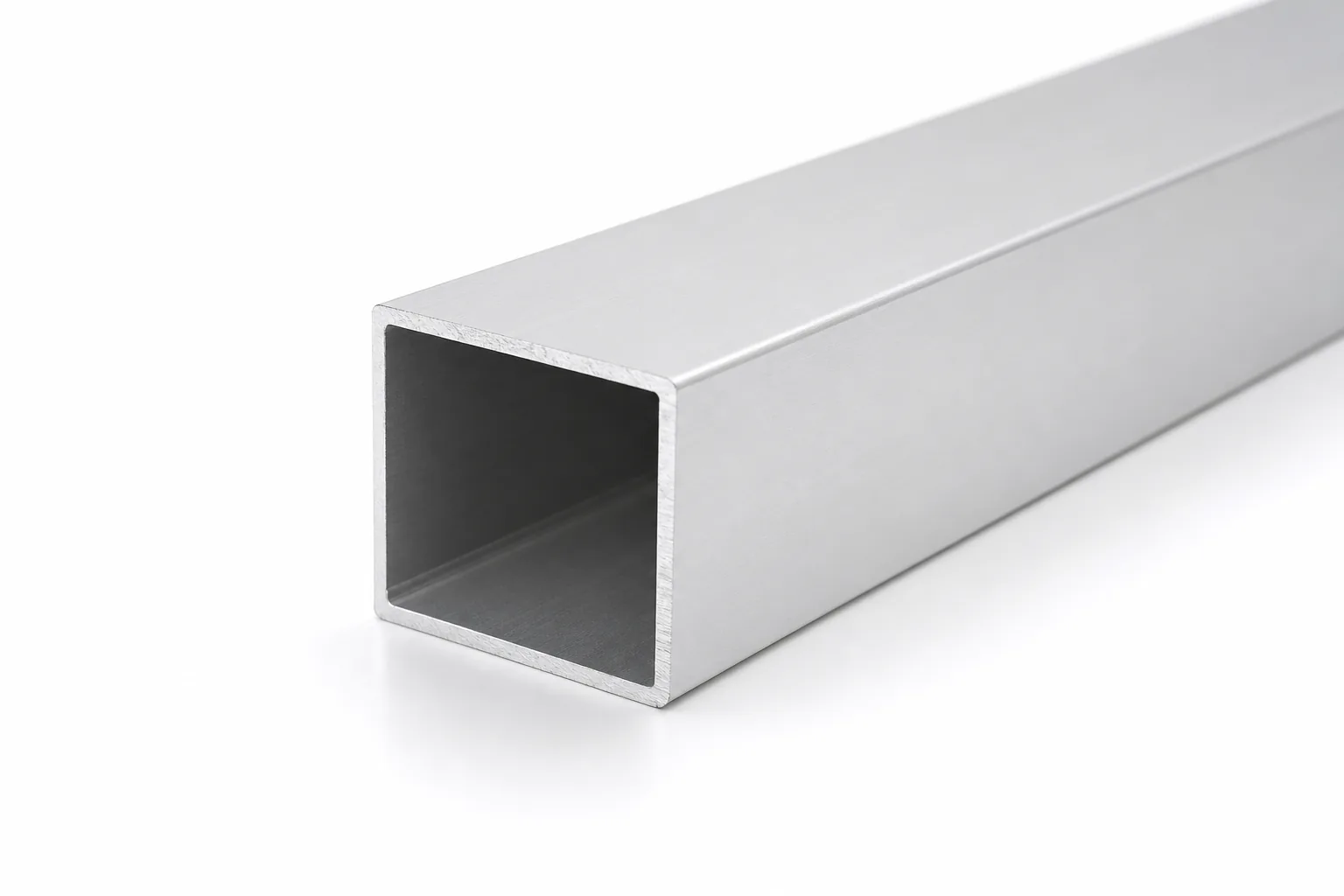 Aluminium square tube extrusion with hollow square cross-section